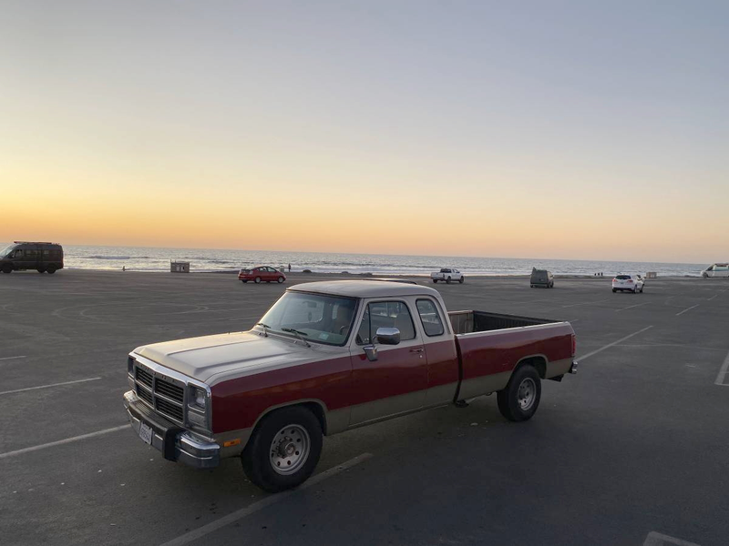 Illustration for article titled At $6,800, Is This 1993 Dodge D250 Club Cab A Ram You Would Jam?